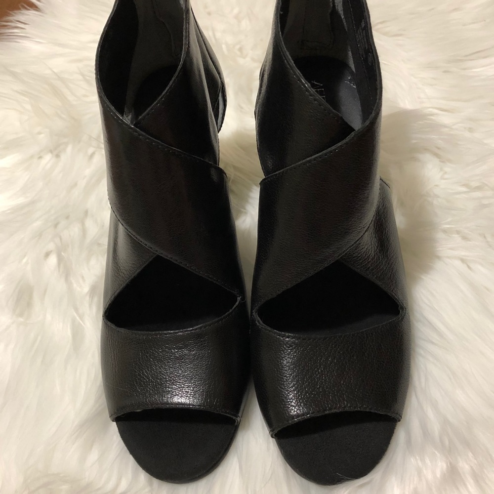 🌹Aerosols Comfy Leather Strappy Evening Sandals🌹